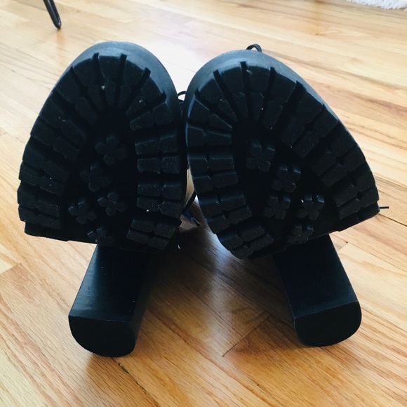 STEVE MADDEN COMBAT BOOT - Picture 4 of 6